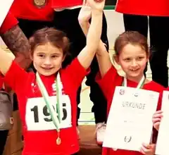 Leichtathletik-Löwen auf dem Stockerl
