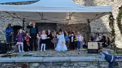 Kinder begeistern stolze Eltern