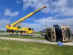 Aufwendige Lkw-Bergung dauerte Stunden