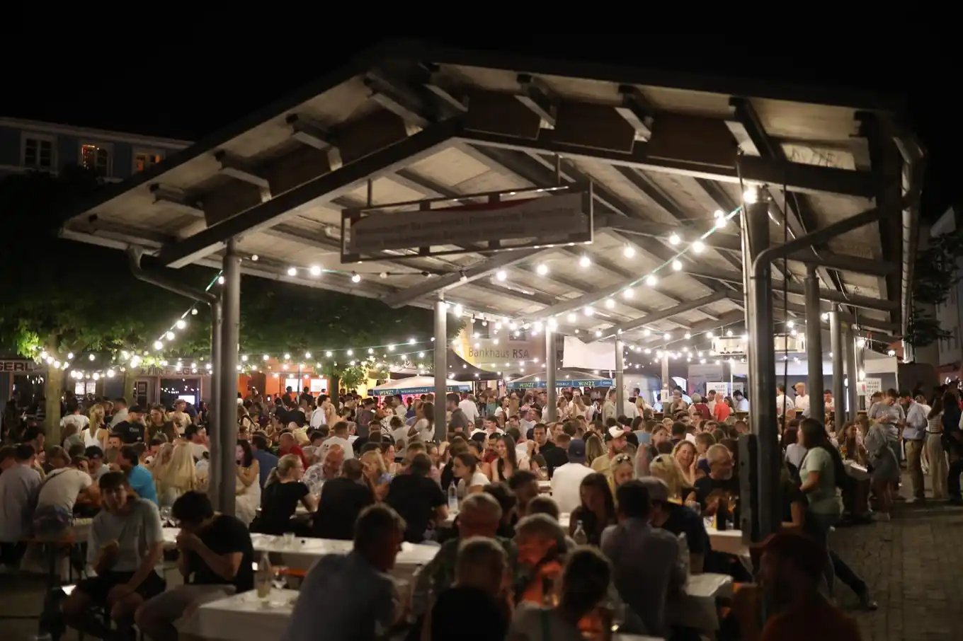 Am Samstag Weinfest in der Altstadt