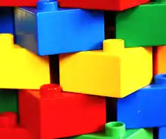 Wer baut gerne Lego?