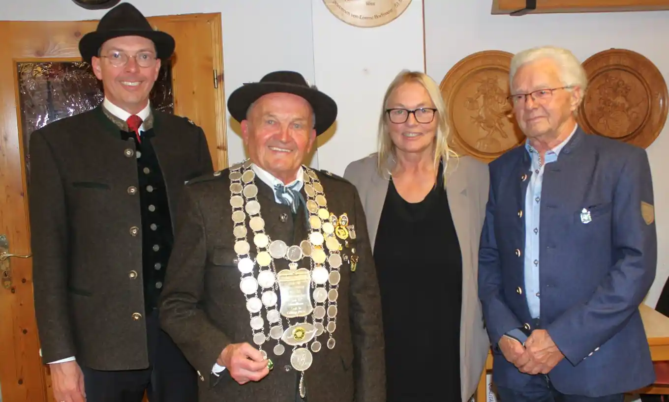 Stadtpokal-König ist Hans Küssel aus Edling