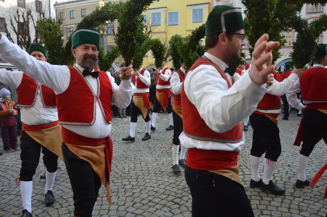 Tradition trifft auf Kommunalpolitik