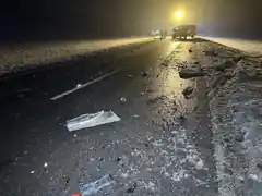 B15: Kleinbus kracht bei Haag in Lkw