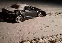 Schneeglätte: Heute Nacht Jaguar geschrottet