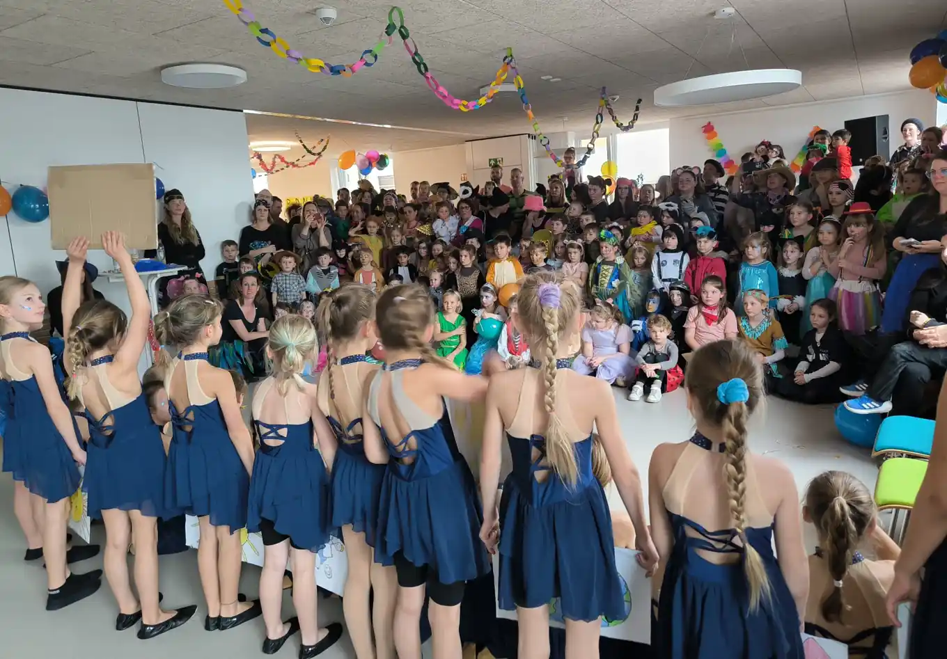 Kunterbunter Faschingsspaß für die Kleinsten