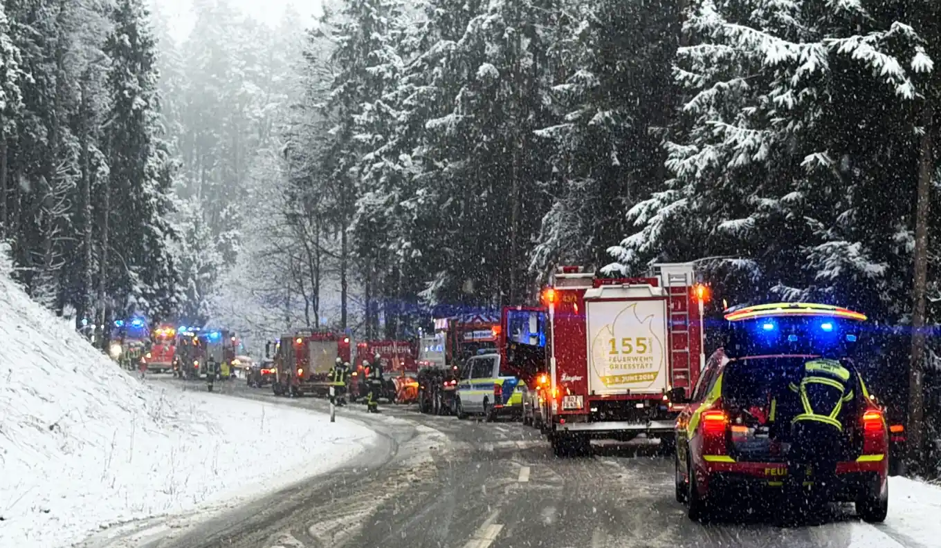 16.30 Uhr: Schwerer Unfall bei Halfing