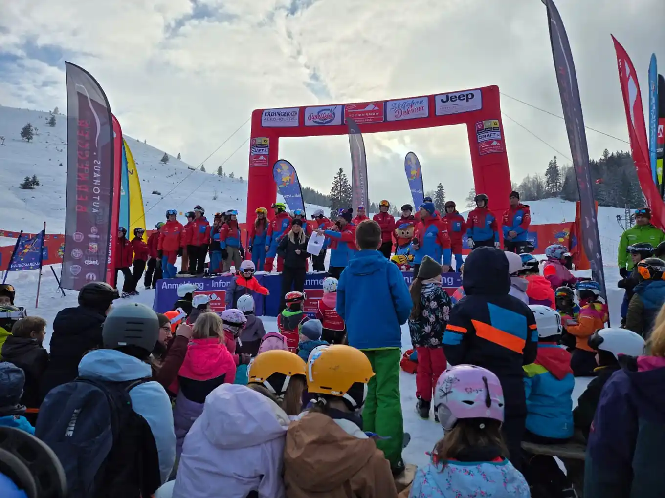 Mit 200 Kindern bei „Kids on Snow“