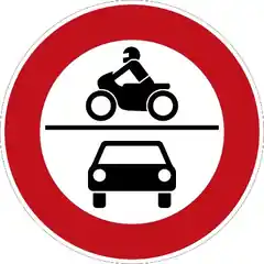 Unterschiedliche Regeln bei Fahrrädern und E-Scootern