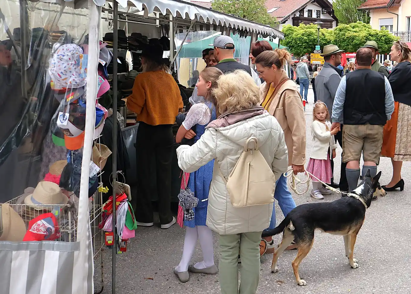 Da war was los: Beim attraktiven Markt in Rott
