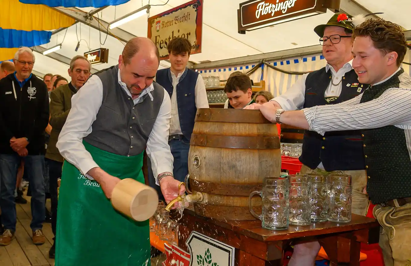 Rott feiert: Auf scheene Festtage!
