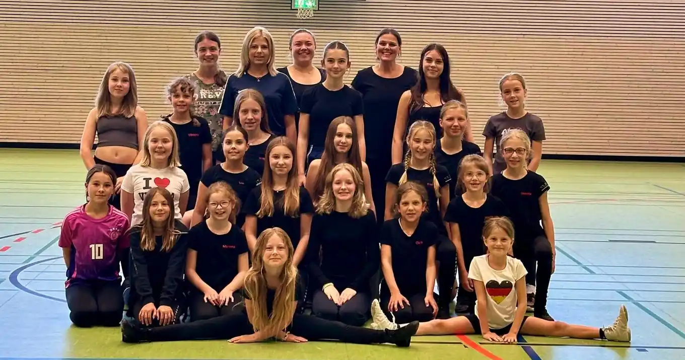 Trainingsstart bei Tanzstrolchen und Teenies