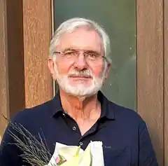 Jürgen Schulan bleibt der Chef der VHS