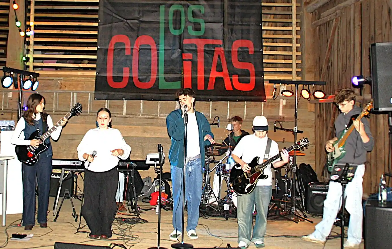 Mit der Nachwuchs-Band „Los Colitas“