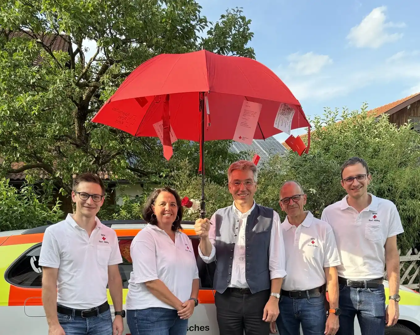 Ein Schirm als Symbol der Verbundenheit