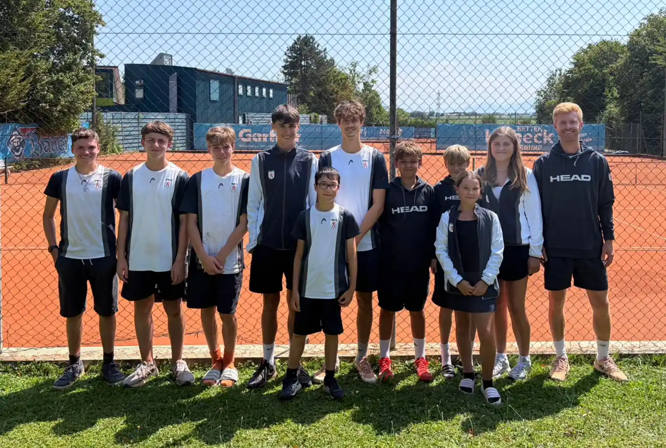 Neues Outfit für den Tennis-Nachwuchs