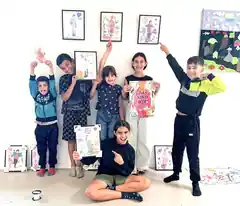 Kunst mit Performance von Kinder-Träumen