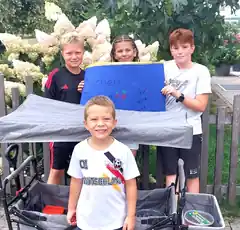 Wie eine „Biker Gang“ in den Ferien hilft