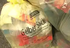 Gelbe Säcke: Sie liegen viel zu früh herum
