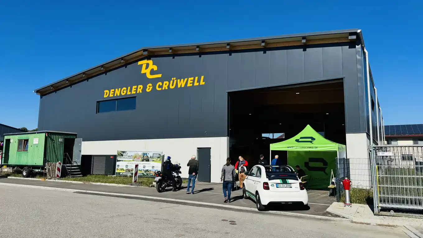 Dengler & Crüwell feiert Doppel-Eröffnung