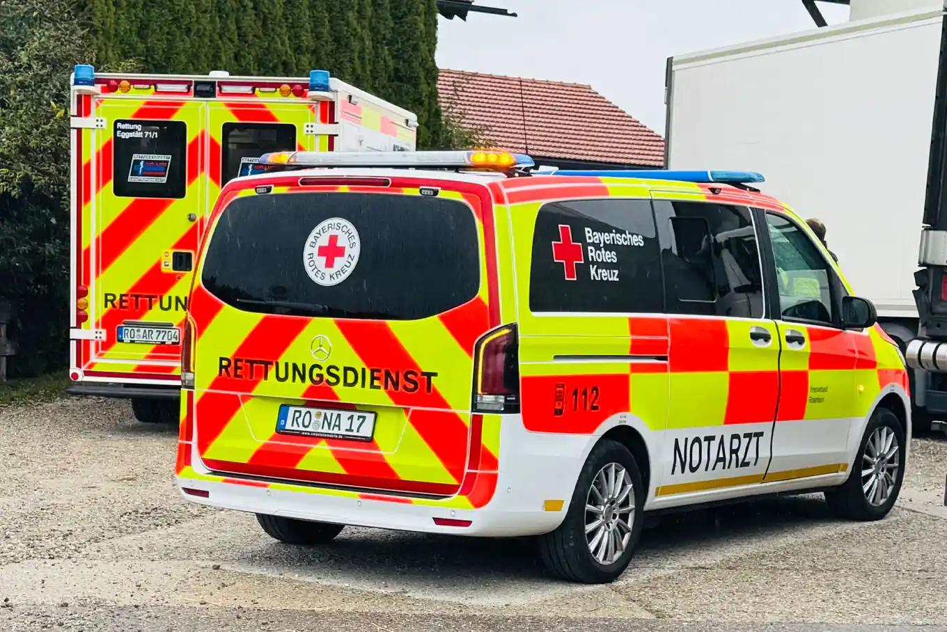 Beim Reifenwechseln schwer verletzt