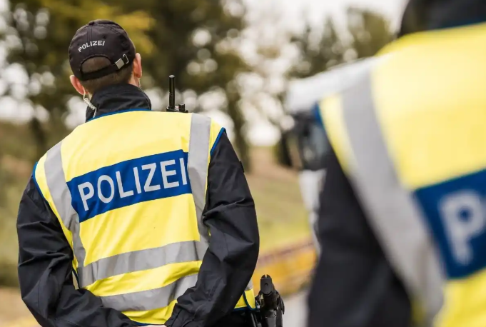 Am Samstag übt die Polizei im Rotter Forst
