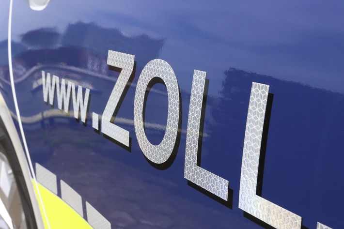 Zoll-Razzia in sieben Restaurants